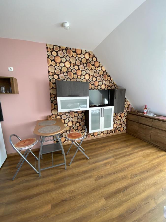 Platan Apartmanhaz Балатондьёрёк Экстерьер фото