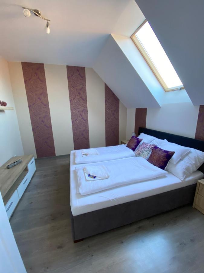Platan Apartmanhaz Балатондьёрёк Экстерьер фото